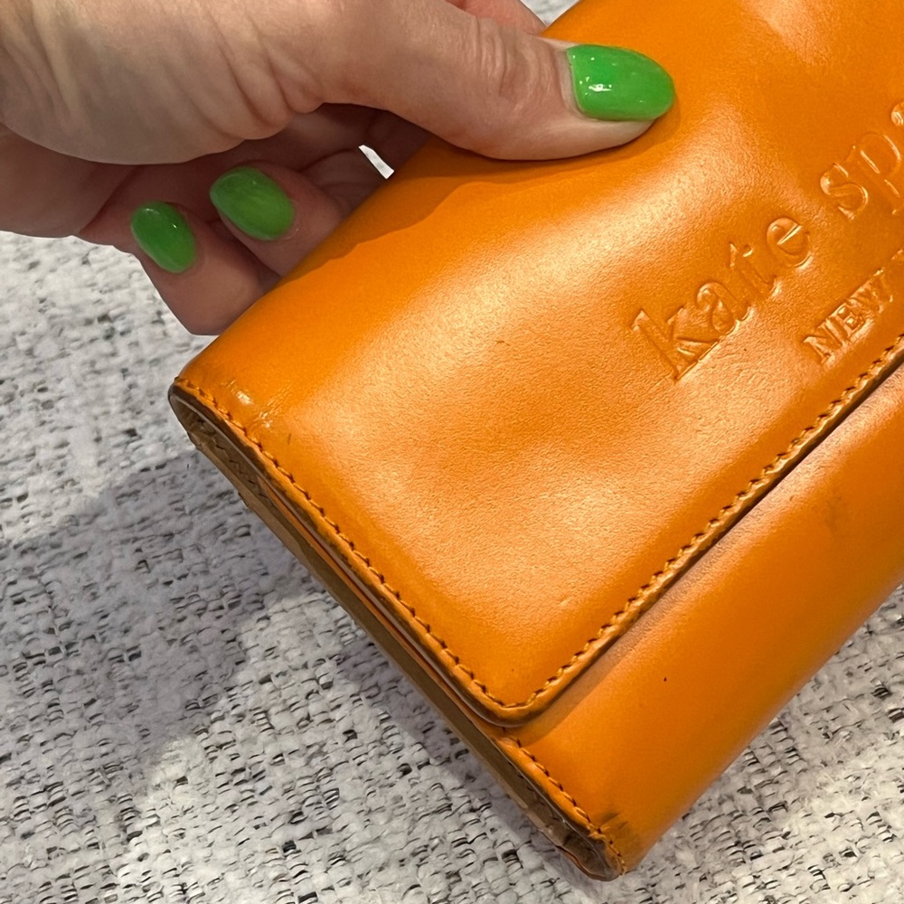 Kate Spade orange leather wallet - Picture 5 of 16